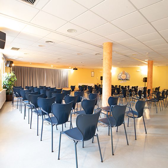 CApilla y salon de actos